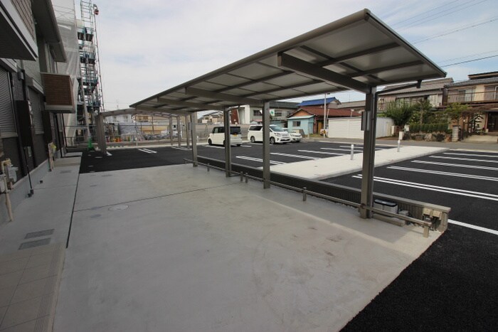 物件外観写真5　(駐輪場)