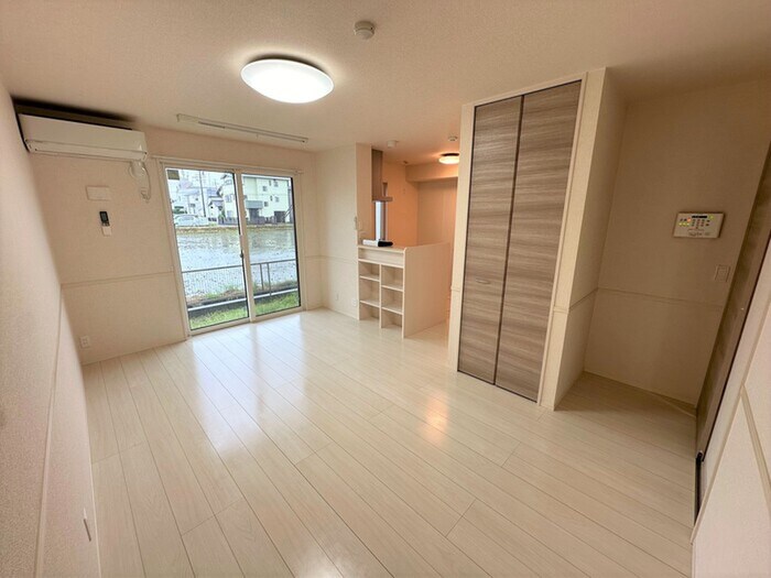 物件内観写真18　(居室)