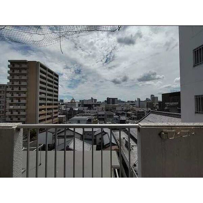 物件内観写真15　(室内からの展望)