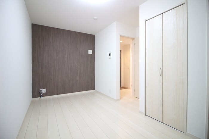 物件内観写真10　(居室)