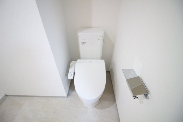 物件内観写真14　(トイレ)