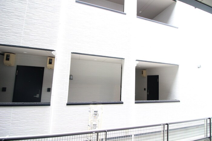 物件内観写真21　(室内からの展望)