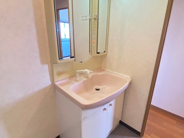 物件内観写真12　(洗面)