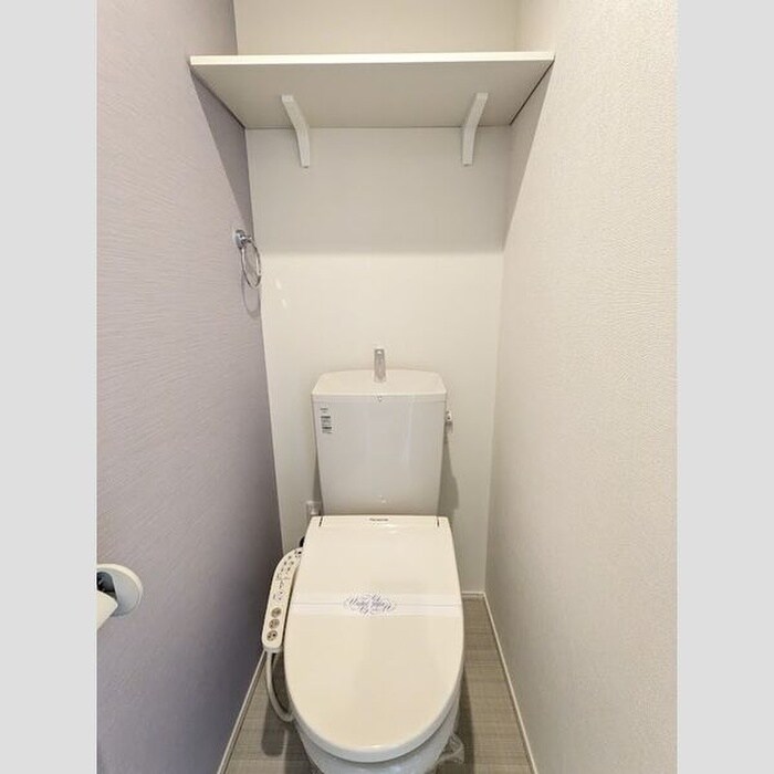 物件内観写真8　(トイレ)