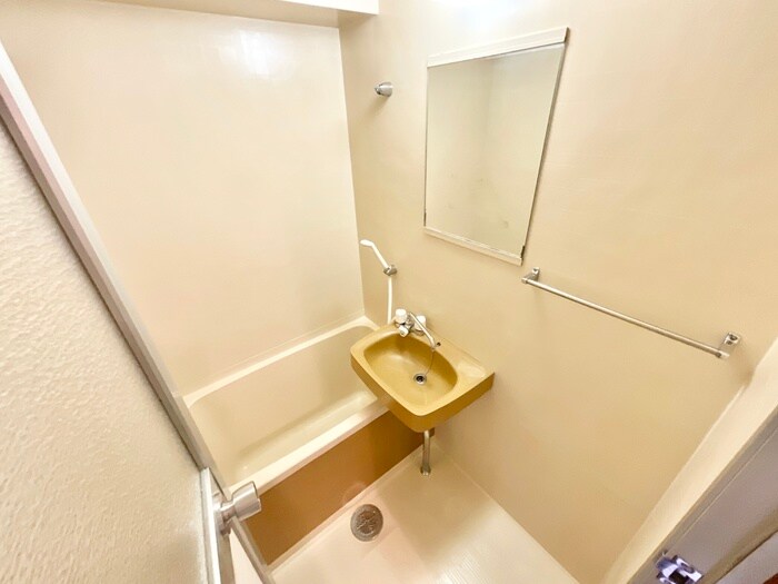 物件内観写真12　(バス／シャワールーム等)