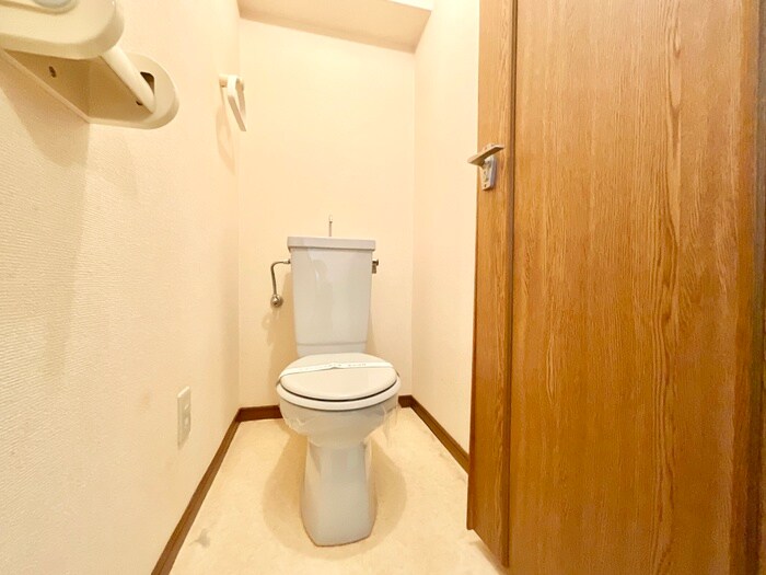 物件内観写真14　(トイレ)