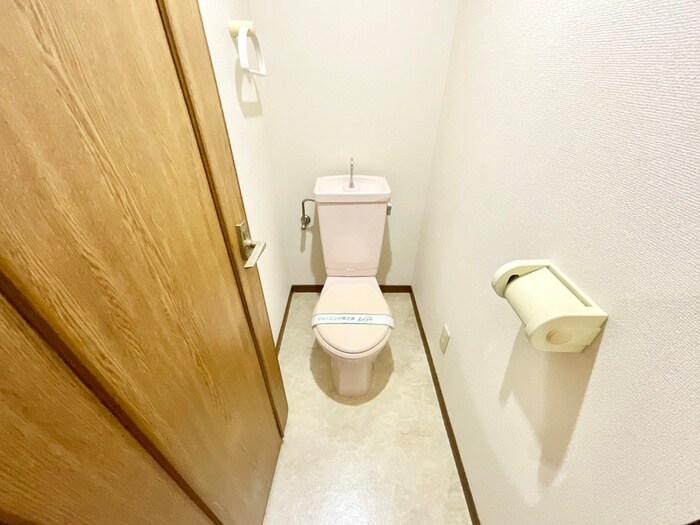 物件内観写真15　(トイレ)