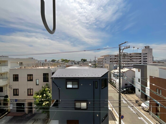 物件内観写真21　(室内からの展望)