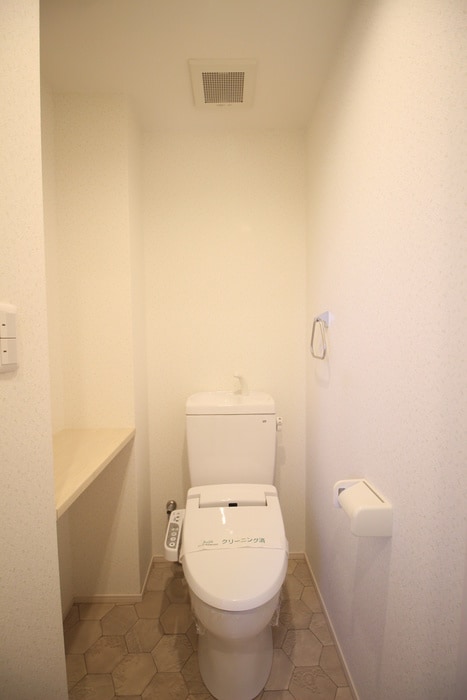 物件内観写真11　(トイレ)