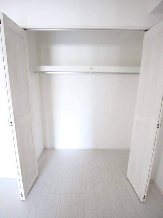 物件内観写真18　(収納)