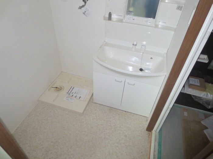 物件内観写真9　(洗面)