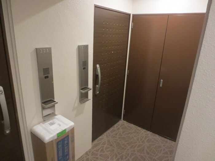 物件内観写真20　(玄関)