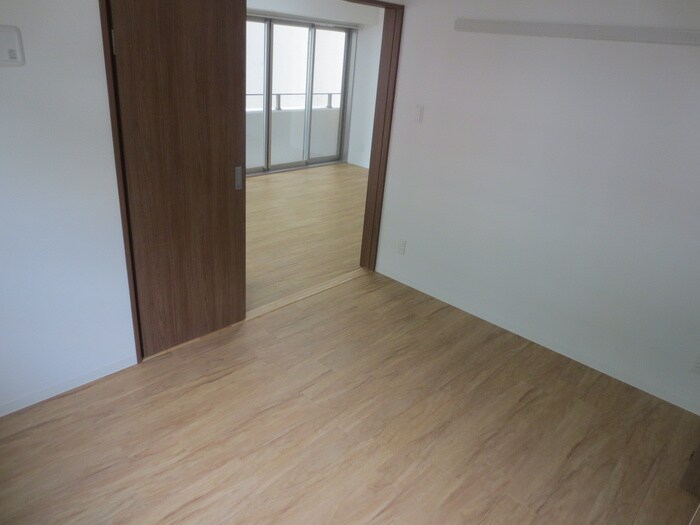 物件内観写真22　(居室)