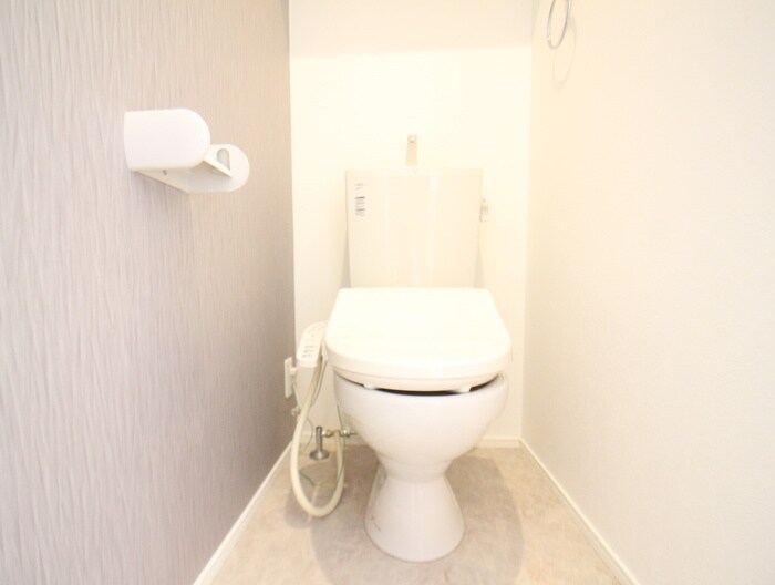 物件内観写真15　(トイレ)