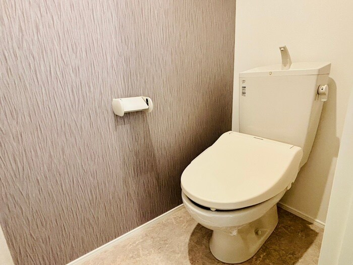 物件内観写真15　(トイレ)