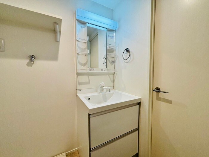 物件内観写真18　(洗面)