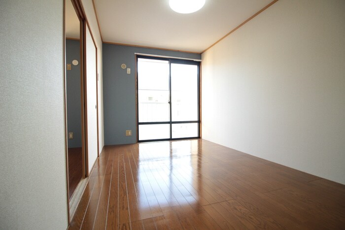 物件内観写真11　(居室)