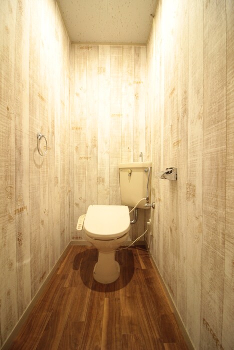 物件内観写真14　(トイレ)