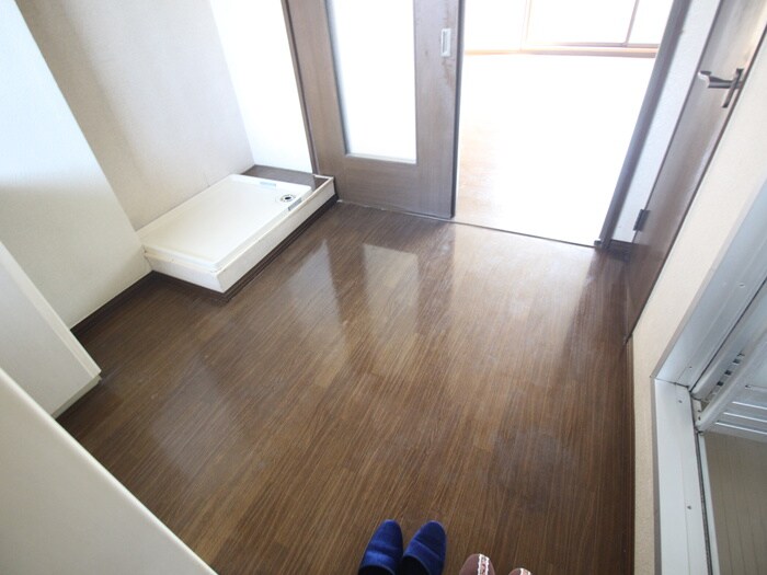 物件内観写真12　(廊下)