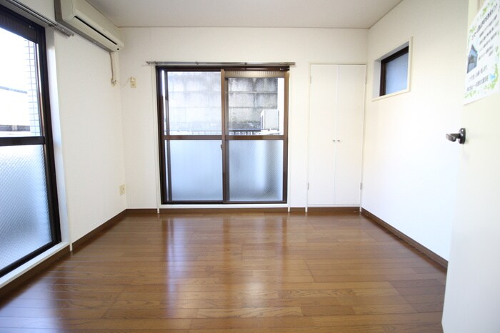 物件内観写真14　(居室)