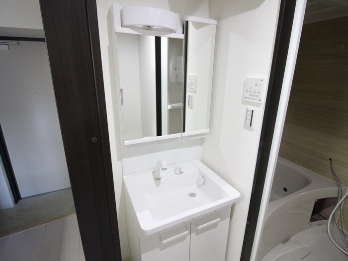 物件内観写真11　(洗面)