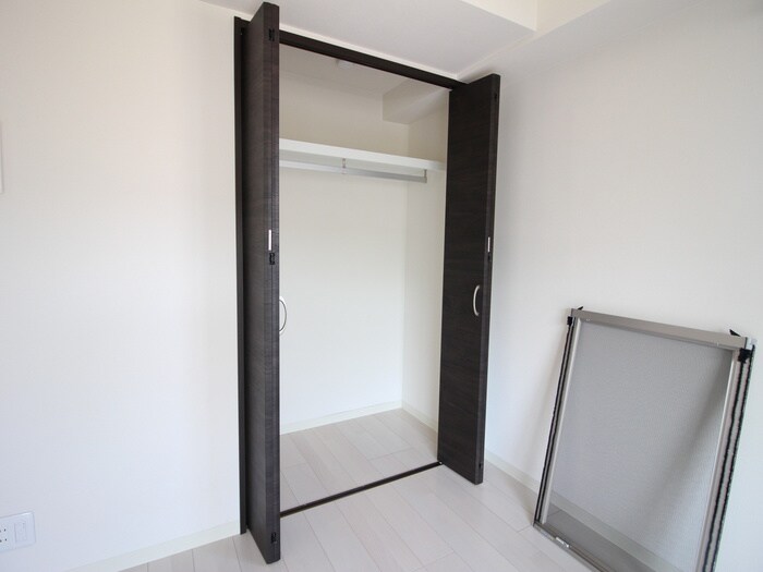 物件内観写真13　(収納)