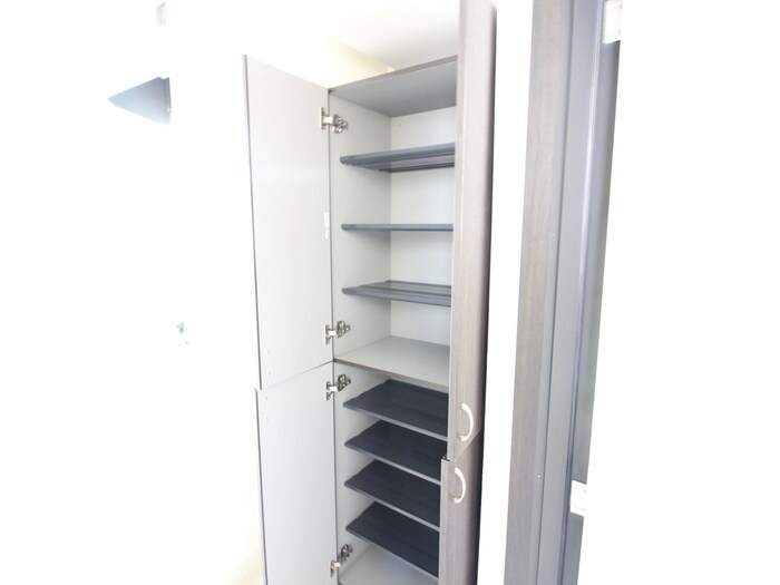 物件内観写真14　(靴箱)