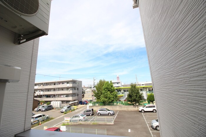 物件内観写真22　(室内からの展望)