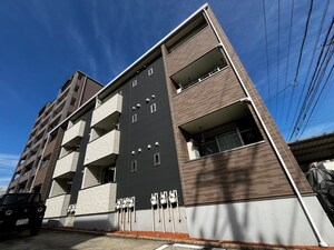 ロイヤルコート．花ノ木外観写真