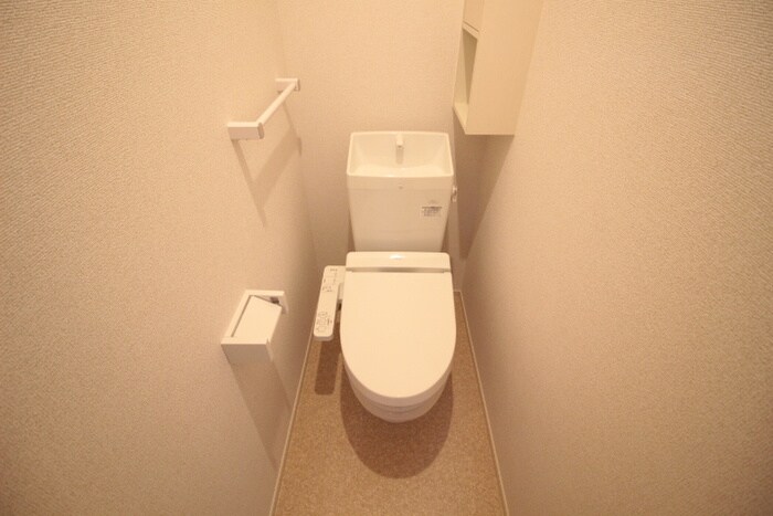 物件内観写真13　(トイレ)