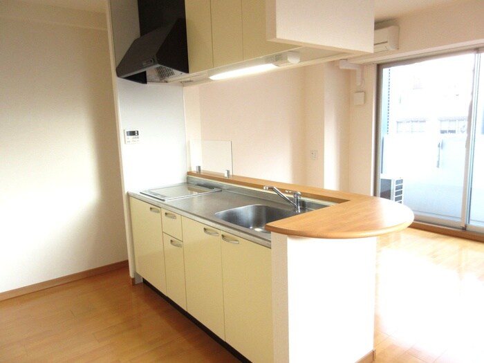 物件内観写真8　(キッチン)