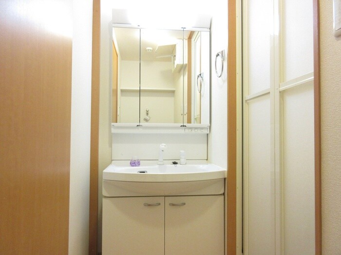 物件内観写真10　(洗面)