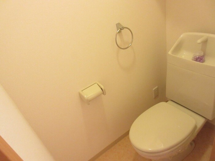 物件内観写真11　(トイレ)