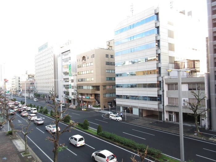 物件内観写真16　(室内からの展望)