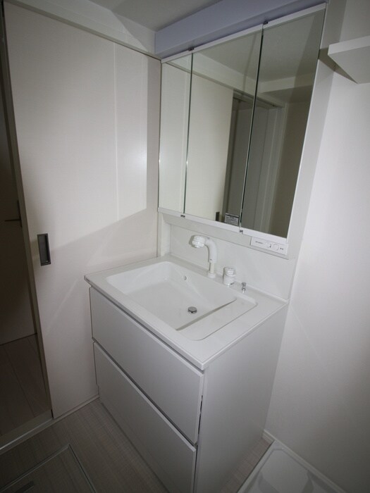 物件内観写真13　(洗面)