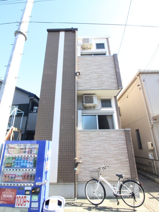 コモドの物件外観写真