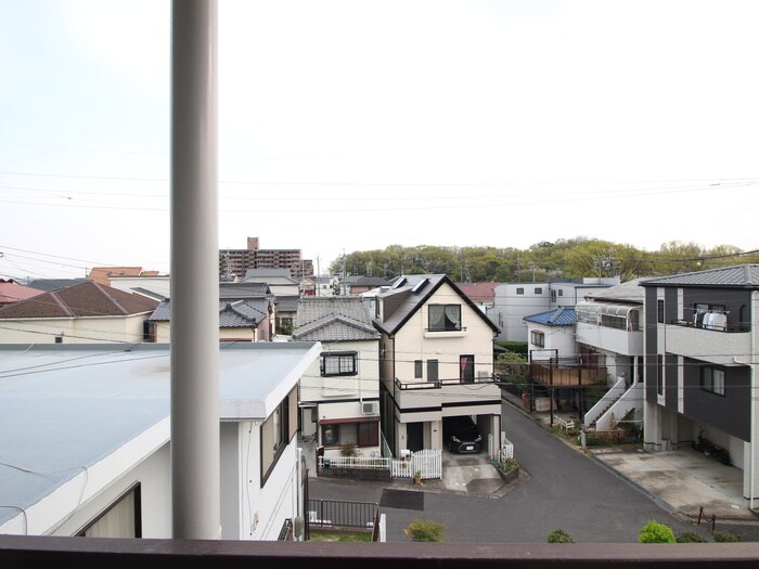 物件内観写真16　(室内からの展望)