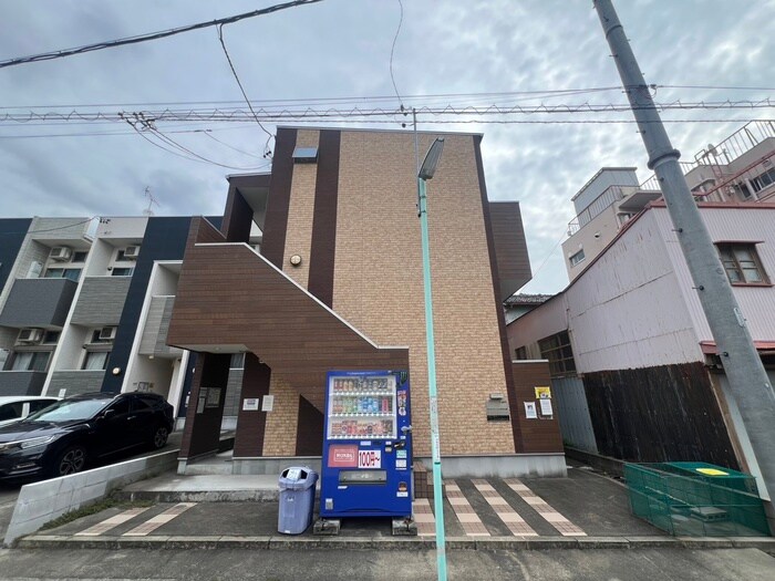 物件外観写真3　(外観写真)