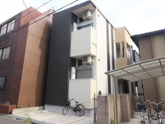 物件外観写真1　(外観写真)