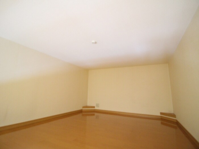 物件内観写真12　(ロフト)