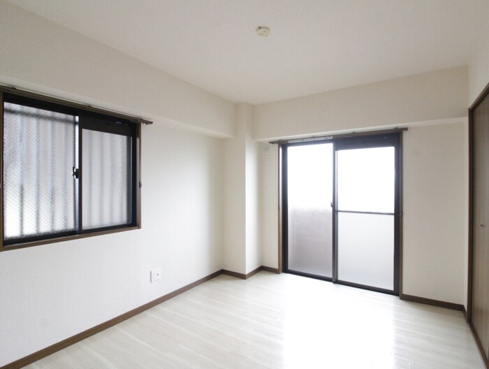 物件内観写真11　(居室)