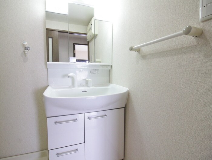 物件内観写真13　(洗面)