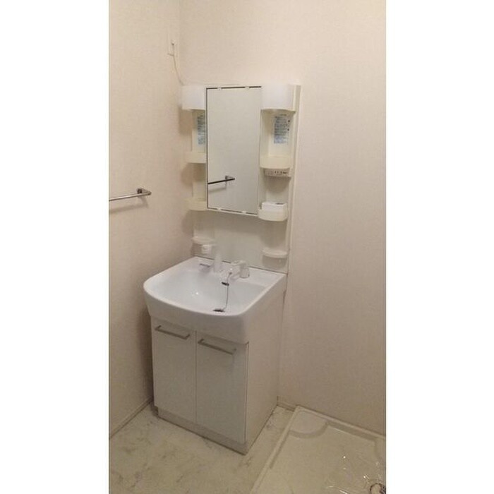 物件内観写真5　(洗面)