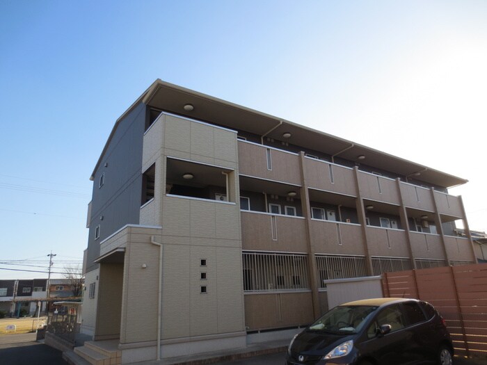 物件外観写真3　(外観写真)