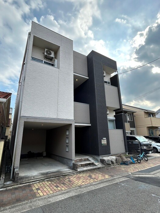 物件外観写真2　(外観写真)