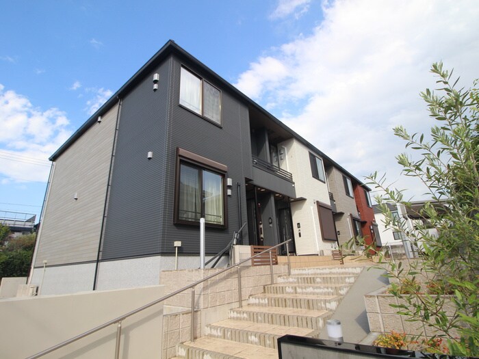 物件外観写真2　(外観写真)