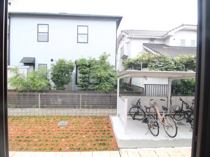 物件内観写真19　(室内からの展望)