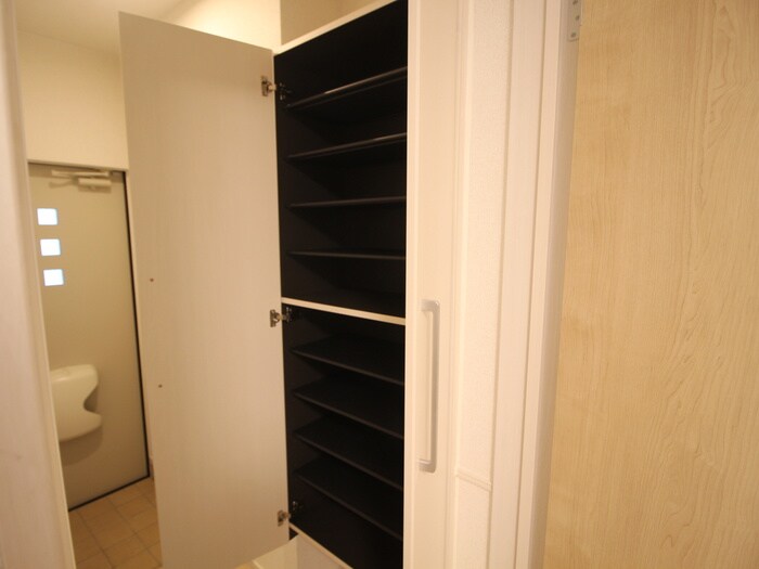 物件内観写真21　(靴箱)