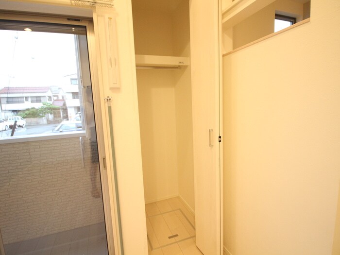 物件内観写真17　(収納)