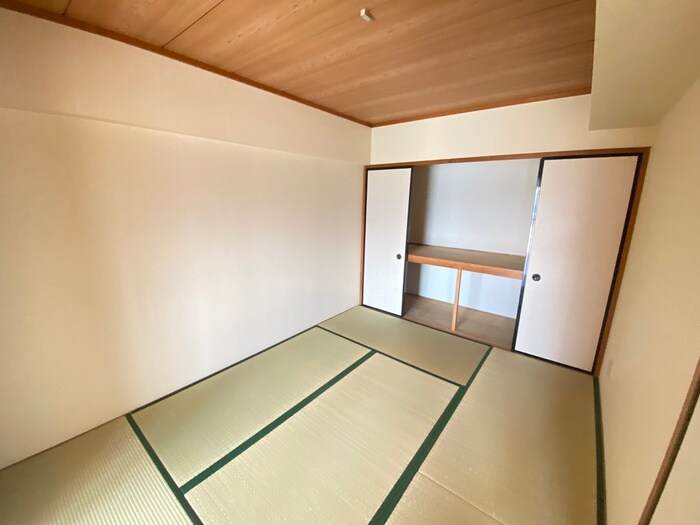 物件内観写真10　(収納)